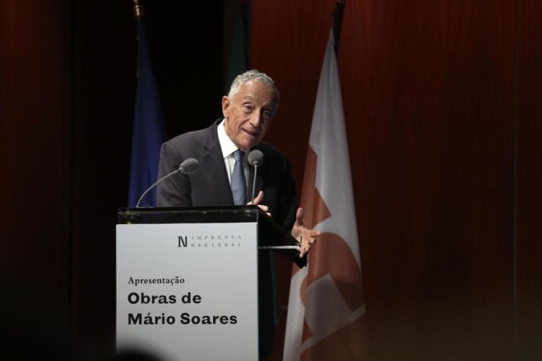 PR considera “exercício cívico fundamental” conhecer e compreender Mário Soares