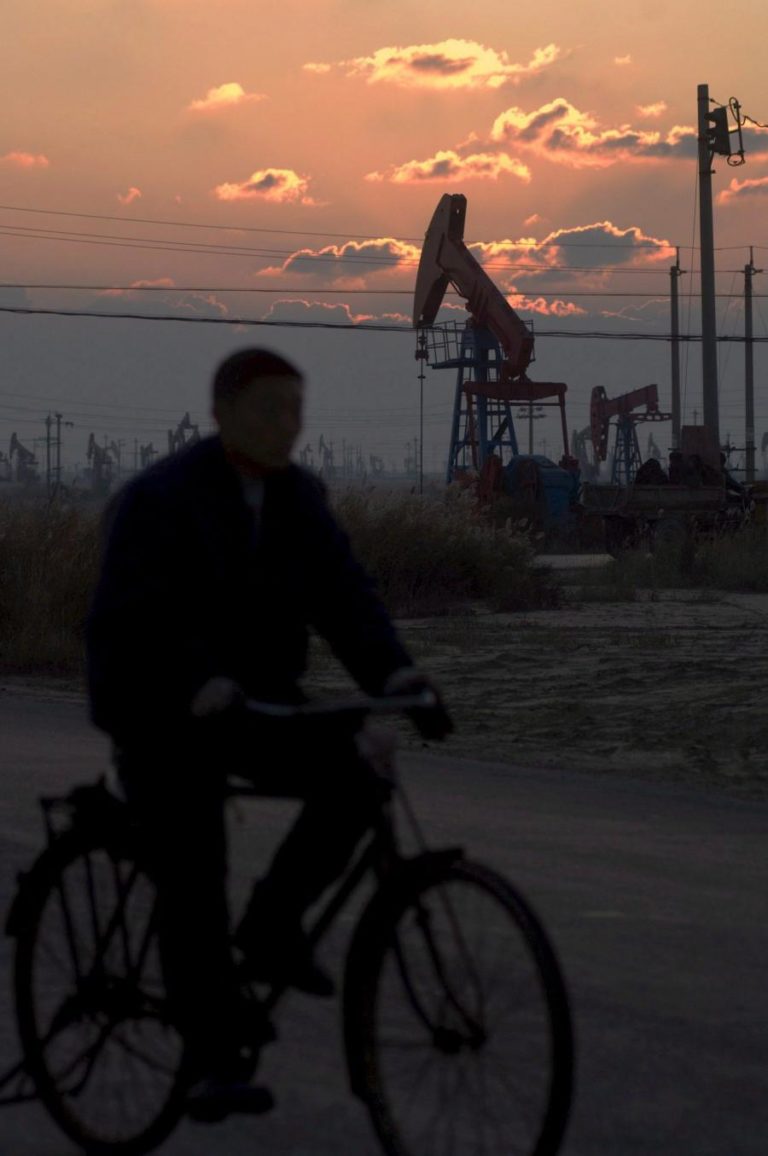 Moçambique vai importar mais 175.000 toneladas de combustíveis