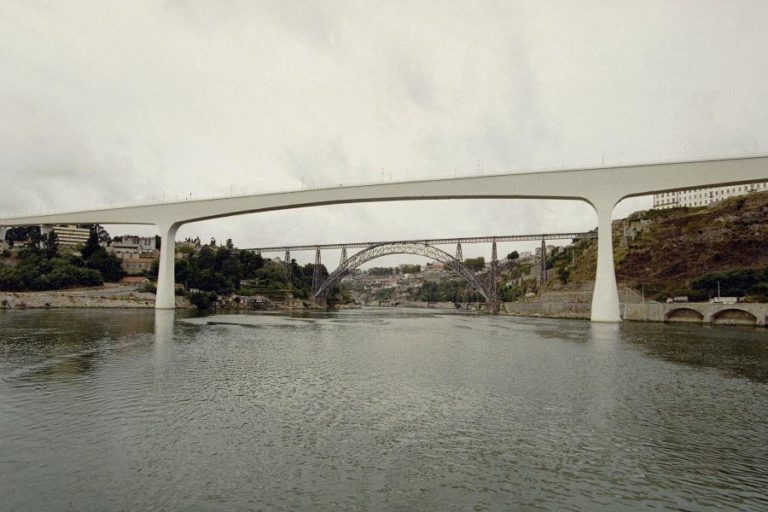 Alta velocidade passará numa travessia “paralela” à ponte de São João no Porto