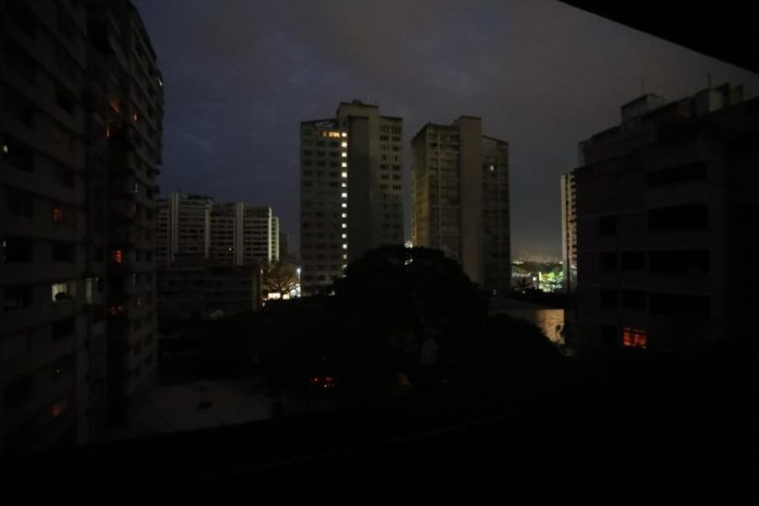 25773210.jpg