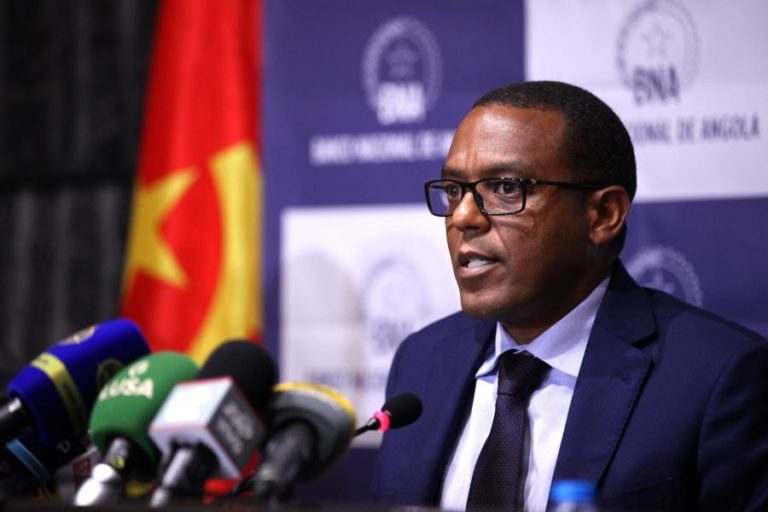 Banco Nacional de Angola aconselha Sonangol a acompanhar aumento de capital do Banco Económico