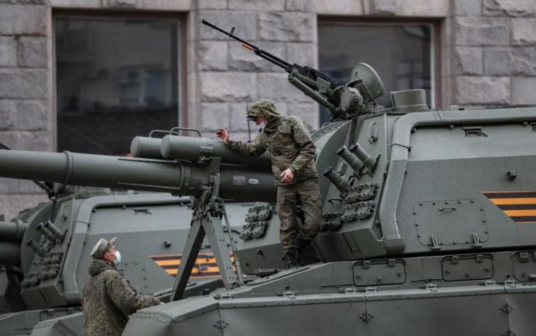 Ucrânia: Rússia desloca forças para exercícios conjuntos na Bielorrússia