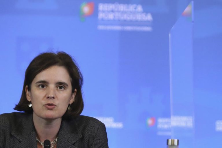 PS quer até 2026 dívida inferior a 110% e aumentar rendimento médio do trabalho em 20%