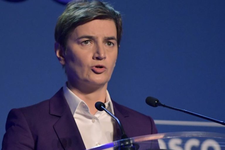 Covid-19: Primeira-ministra sérvia avisa Djokovic de possível “violação grave” das leis