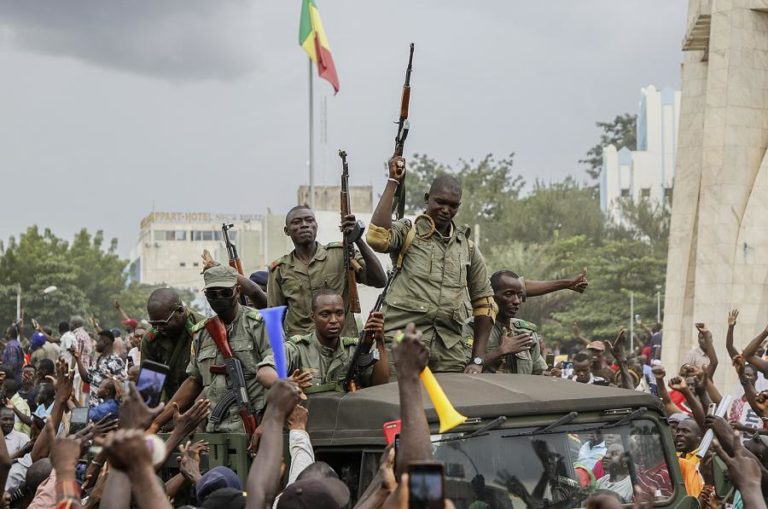 Mali: Junta militar expulsa embaixador de França