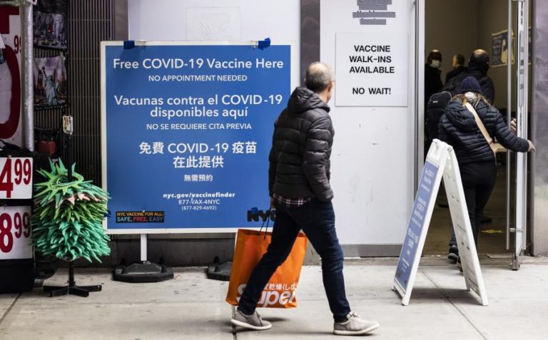 Covid-19: Supremo dos EUA bloqueia decisão de Biden de obrigar vacinação nas empresas