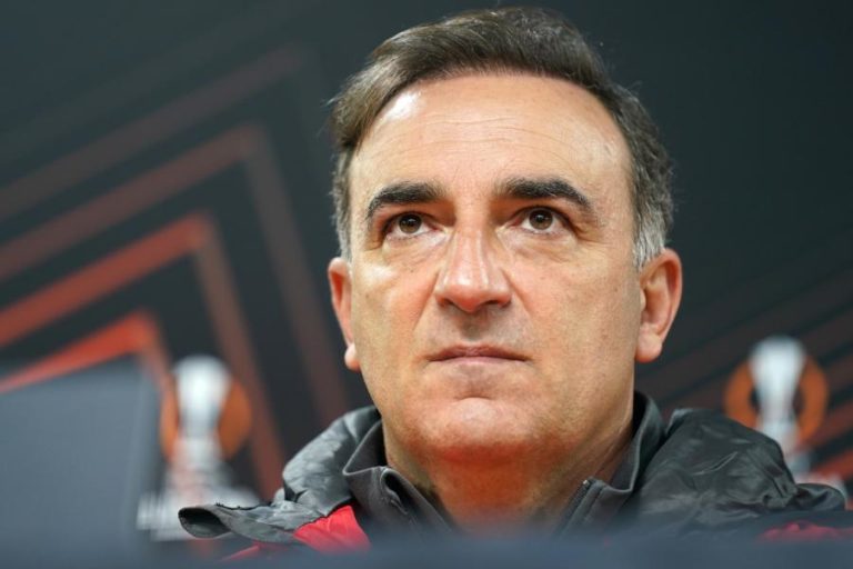 Carvalhal recebeu “várias” propostas, mas é com o Braga que “têm que falar”