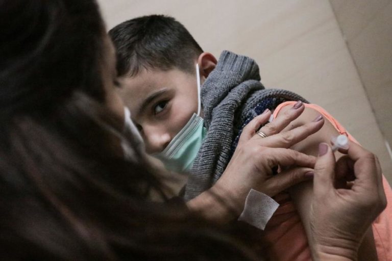 Covid-19: Portugal entre os quatro da UE com menos mortes diárias atribuídas à doença