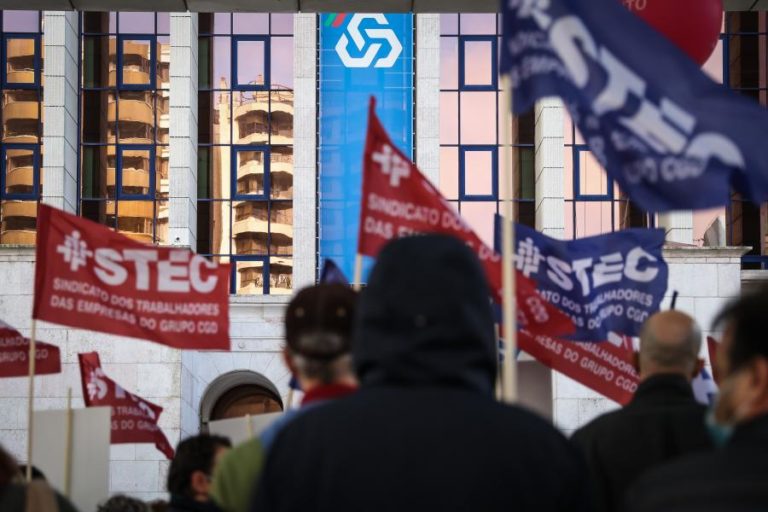 Sindicato dos Trabalhadores da CGD prolonga greve a trabalho extraordinário