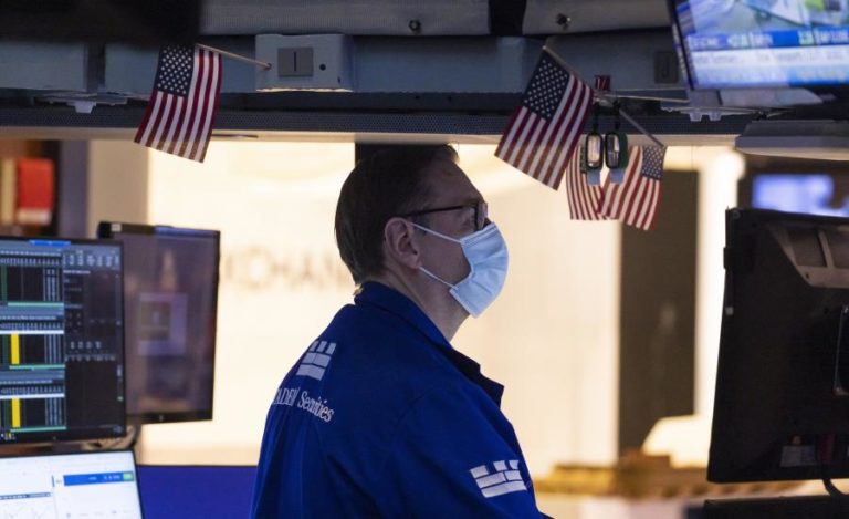 Wall Street inicia sessão sem um rumo definido