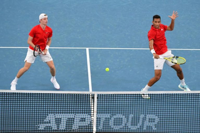 Canadá derrota Rússia nos pares e defronta Espanha na final da Taça ATP