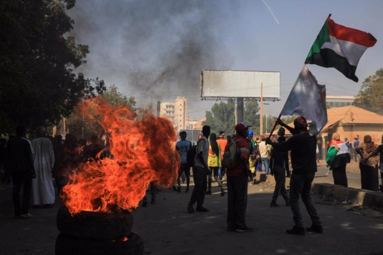 Sudão: Militares não se opõem às consultas da ONU – Enviado especial