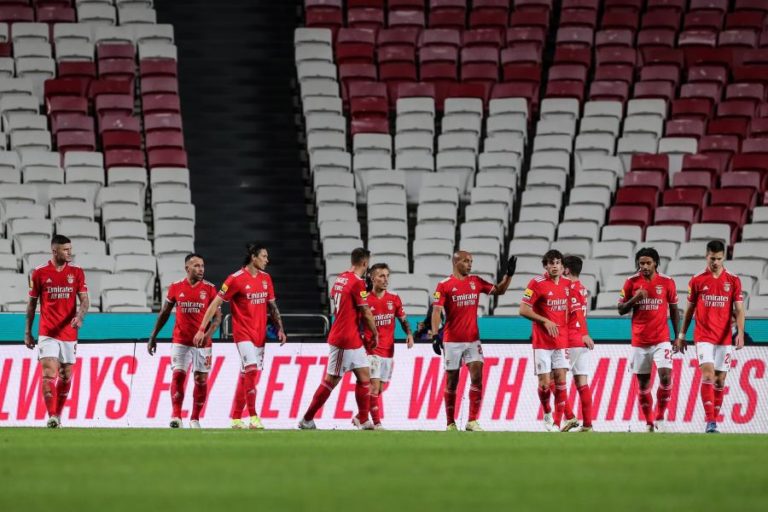 Benfica recebe Moreirense e tenta pressionar rivais na I Liga