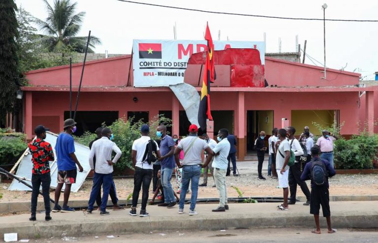 ONG pede a Angola que investigue agressões a jornalistas na greve de taxistas