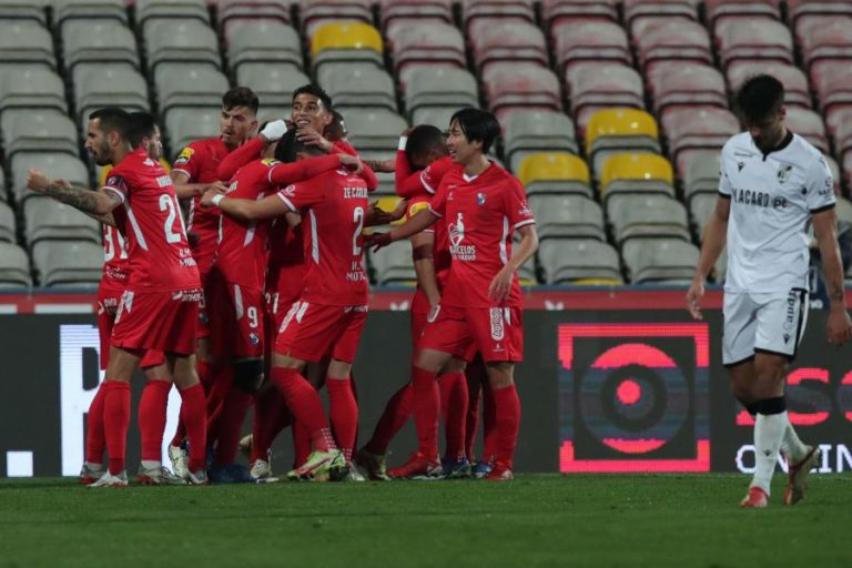 Gil Vicente vence Vitória de Guimarães e sobe ao quinto lugar da I Liga