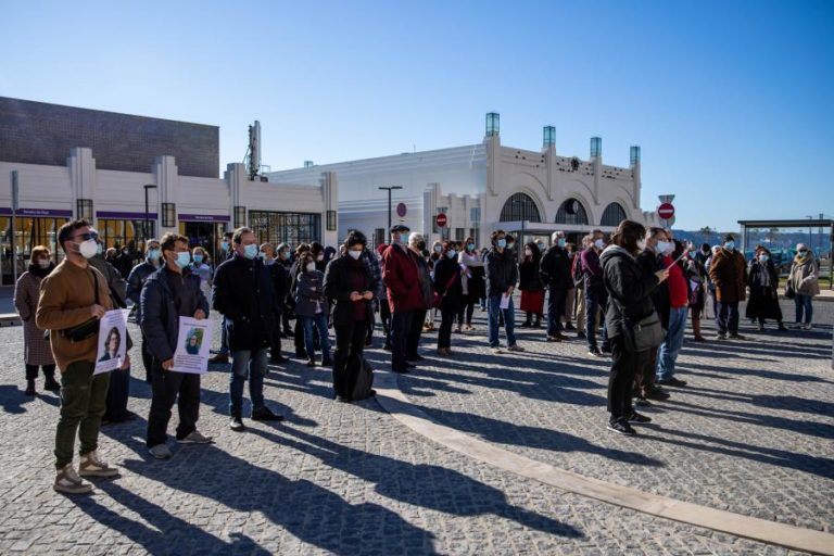 Investigadores e docentes do ensino superior pedem regularização de vinculos precários