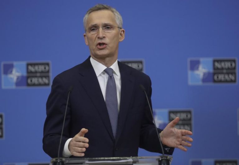 Ucrânia: NATO promete acordo de cooperação cibernética após ataque informático