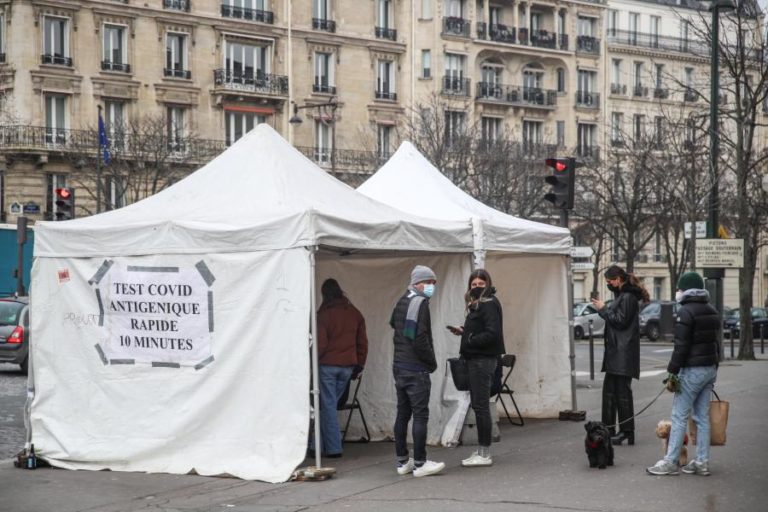 Covid-19: Europa com crescente aumento de casos mas estável taxa de mortalidade — ECDC