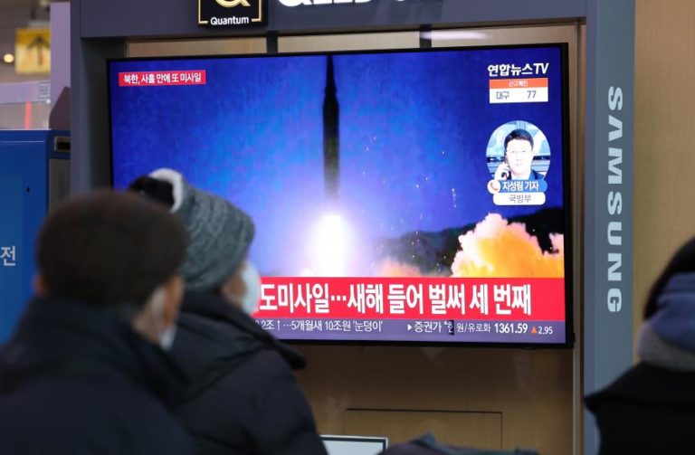 Coreia do Norte testa dois mísseis de curto alcance detetados por Seul e Tóquio