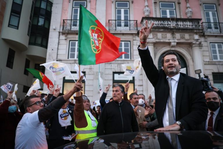 Legislativas: Ventura diz que bloco central seria “uma dádiva dos céus” para o Chega