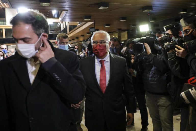Legislativas: Costa “emocionado” por vitória após seis anos de Governo e dois de covid-19