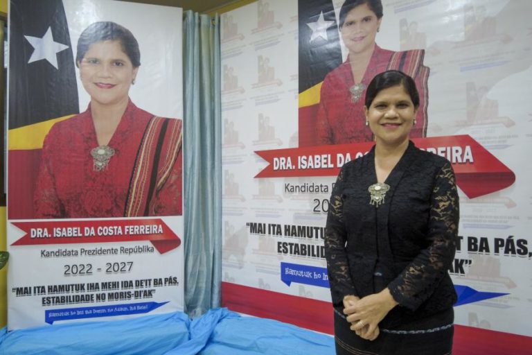 Mulher do PM timorense apresenta candidatura às eleições presidenciais em Timor-Leste