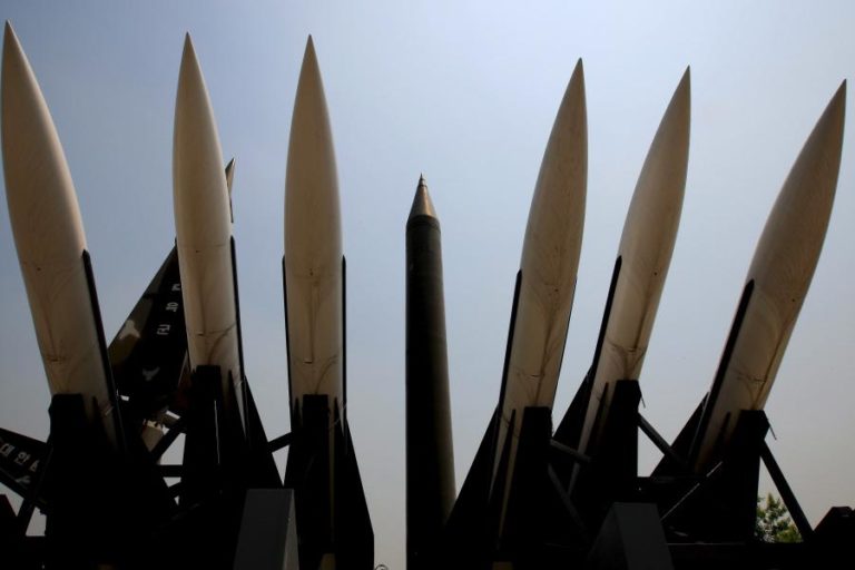 EUA inquietos com eventual instalação de armas nucleares russas na Bielorrússia