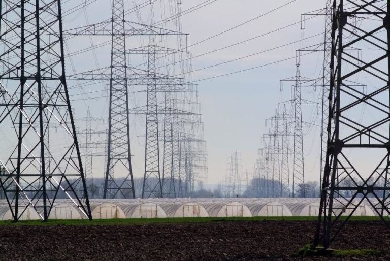 Consumo de eletricidade cai 6,7% em janeiro com temperaturas acima da média