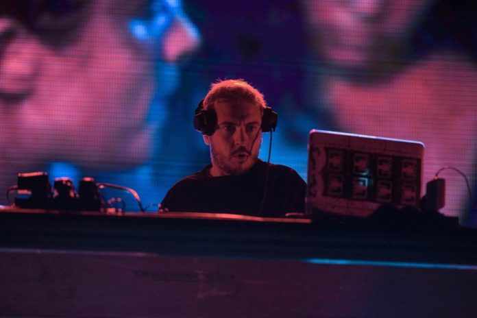 26730848.jpg