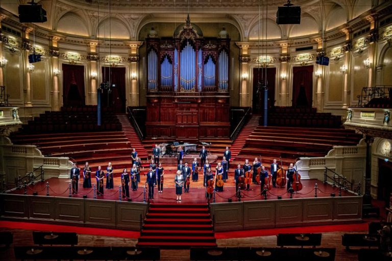 Trinta jovens músicos portugueses admitidos na Orquestra da União Europeia