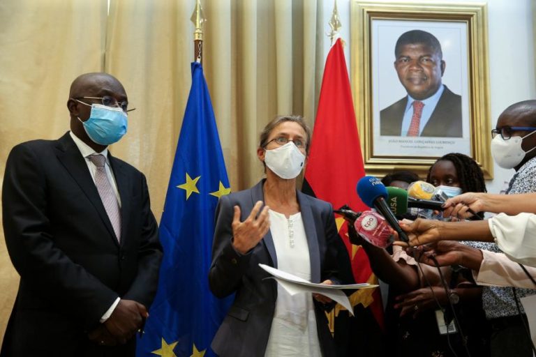 UE “pronta” para acompanhar eleições em Angola mas país “ainda não manifestou interesse” – embaixadora