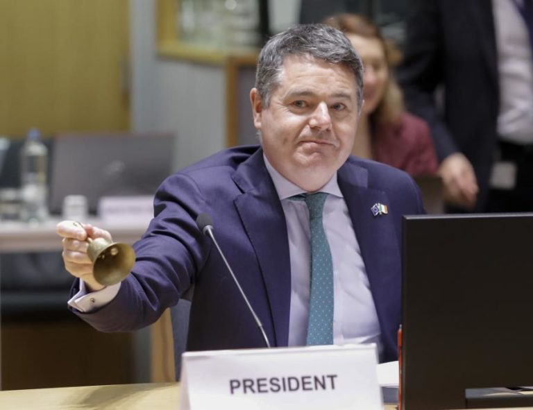 Eurogrupo inicia em março debate sobre retorno a regras do PEC em 2023