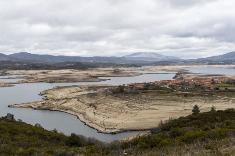 Seca: Em Montalegre não há memória de tão pouca água na barragem do Alto Rabagão