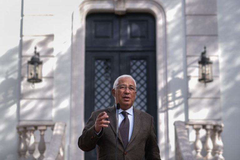 Legislativas: Costa afirma que só fará convites para a sua equipa na proximidade da posse do Governo
