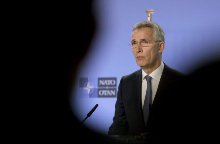 Ucrânia: NATO admite “otimismo cauteloso” mas quer ver desanuviamento no terreno