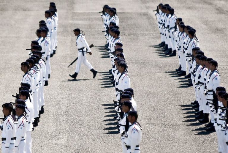 Dois fuzileiros alvo de inquérito interno no caso de agressões a quatro polícias – Marinha