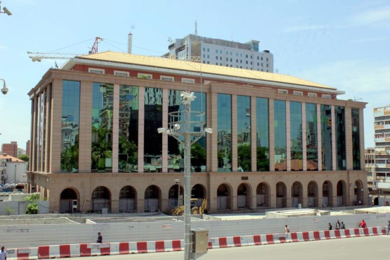 Angola propõe recomprar dívida até 750 milhões e emite até 3 mil milhões na quarta-feira