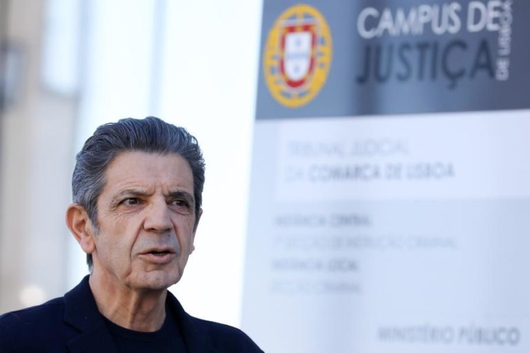 Relação de Lisboa condena ex-ministro Manuel Maria Carrilho por violência doméstica