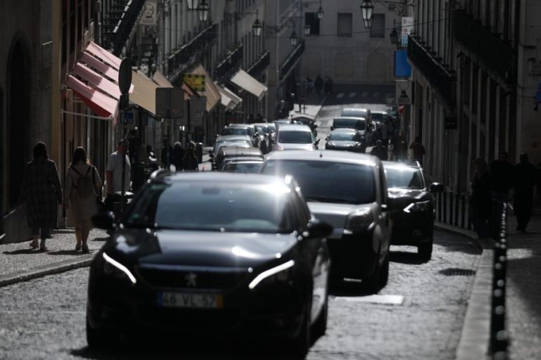 Mais de 40% das pessoas em Lisboa sujeitas a ruído de trânsito acima do saudável
