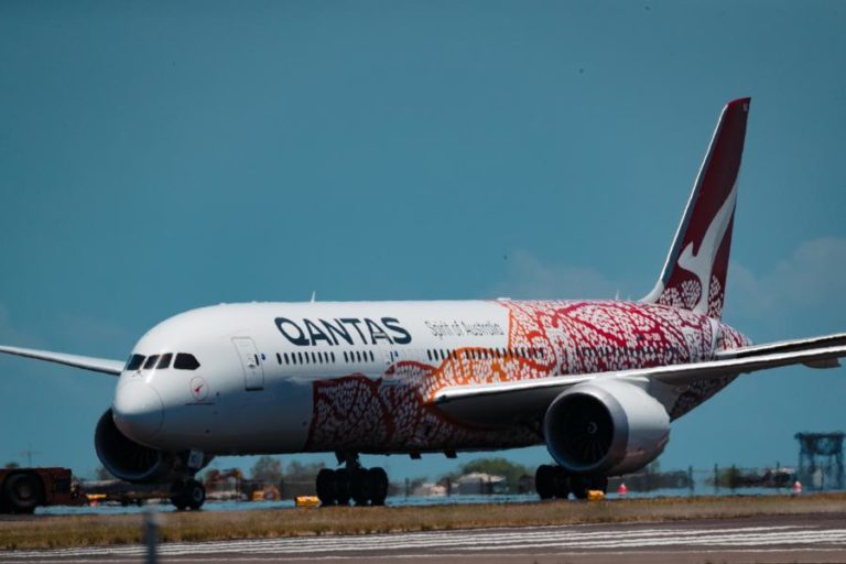 Voos comerciais entre a Austrália e Timor-Leste arrancam depois de décadas de ‘charters’