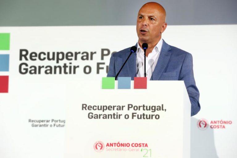 Governo: Ex-autarca do Funchal Paulo Cafôfo vai ser secretário de Estado das Comunidades