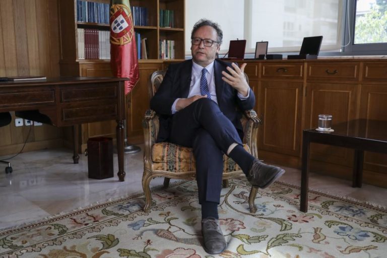 Francisco Assis recandidata-se à presidência do CES