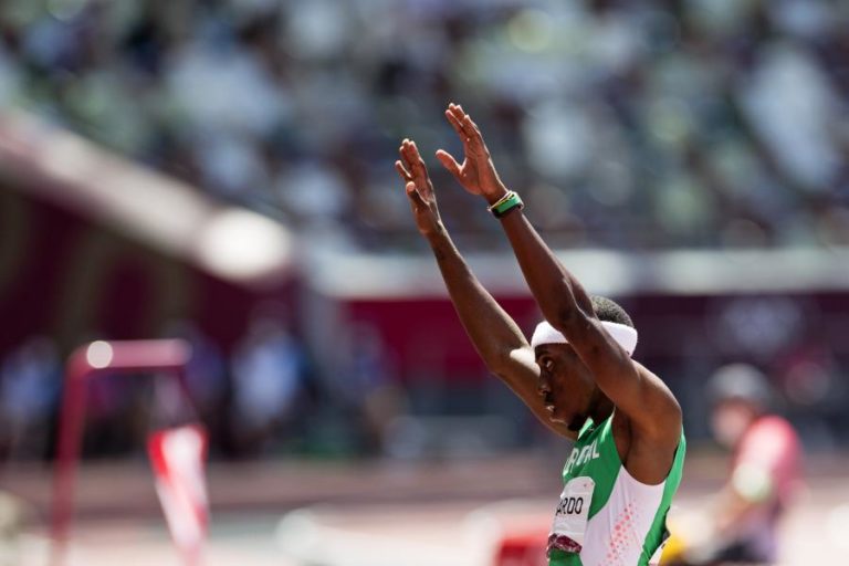 Atletismo/Mundiais: Pichardo vice-campeão do mundo no triplo salto
