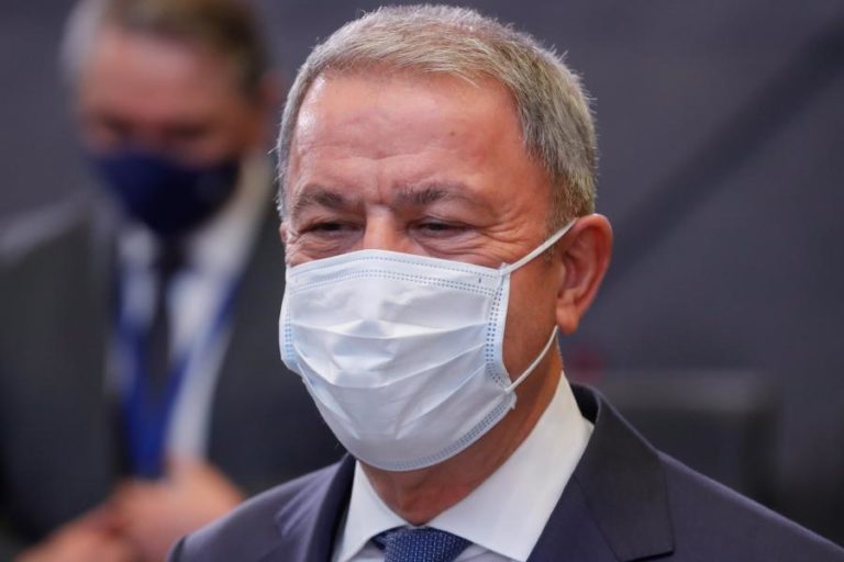 Aviões e navios caça-minas turcos em “estado de alerta” no Mar Negro após descoberta de minas