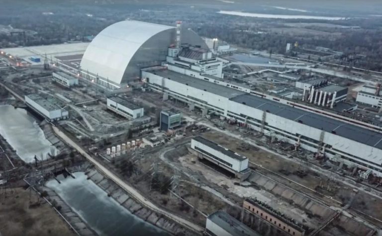Ucrânia: Tropas russas afetadas por radiação retiram-se da central de Chernobyl