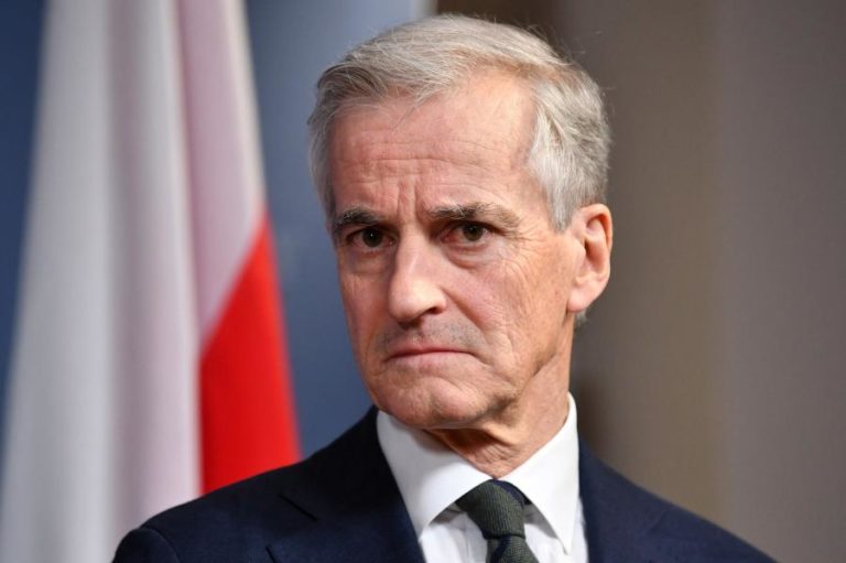 Ucrânia: Noruega vai gastar mais 360 ME para defesa de eventuais ataques russos