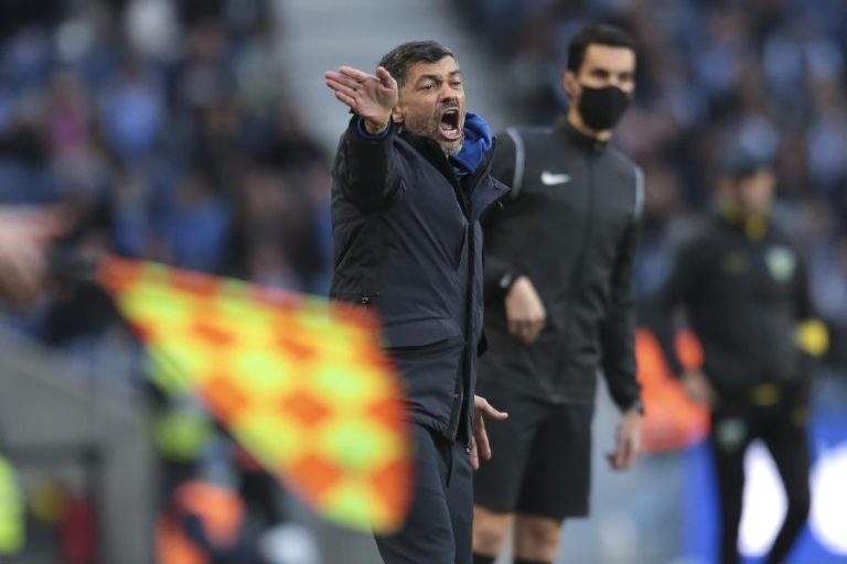 Sérgio Conceição espera jogo equilibrado no Bessa