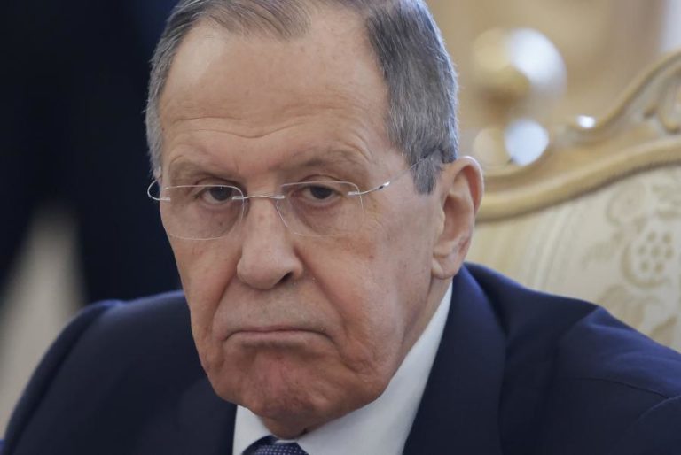 Ucrânia: Sanções à Rússia quase duplicam as da Coreia do Norte e Irão – Lavrov