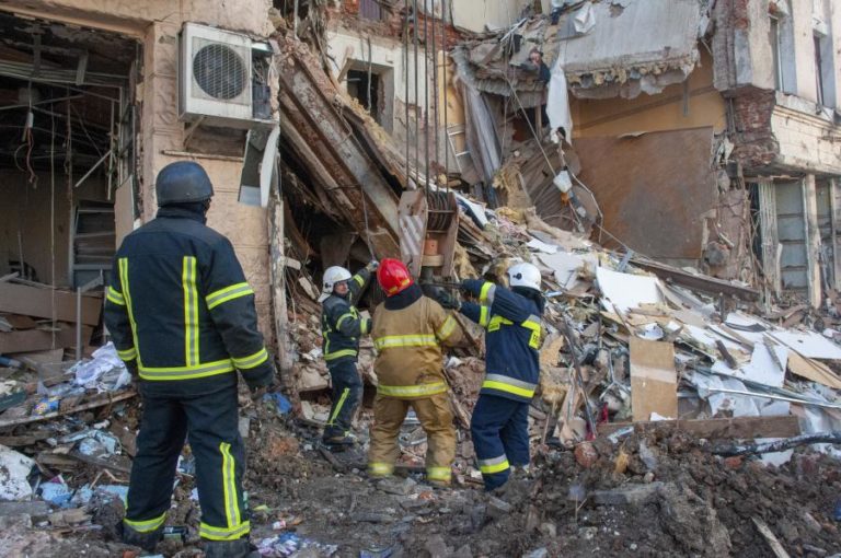 Ucrânia: ONU confirma 780 civis mortos e 1.252 feridos até quarta-feira