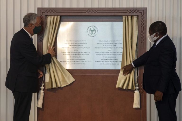 PR/Moçambique: chefes de Estado inauguram academia Aga Khan e aplaudem parceria